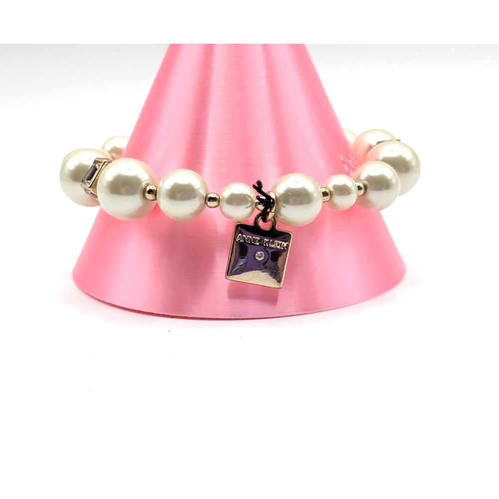 Anne Klein  ANNE KLEIN Faux Pearl Stretch Bracelet Gold Tone Crystal Accents 7in